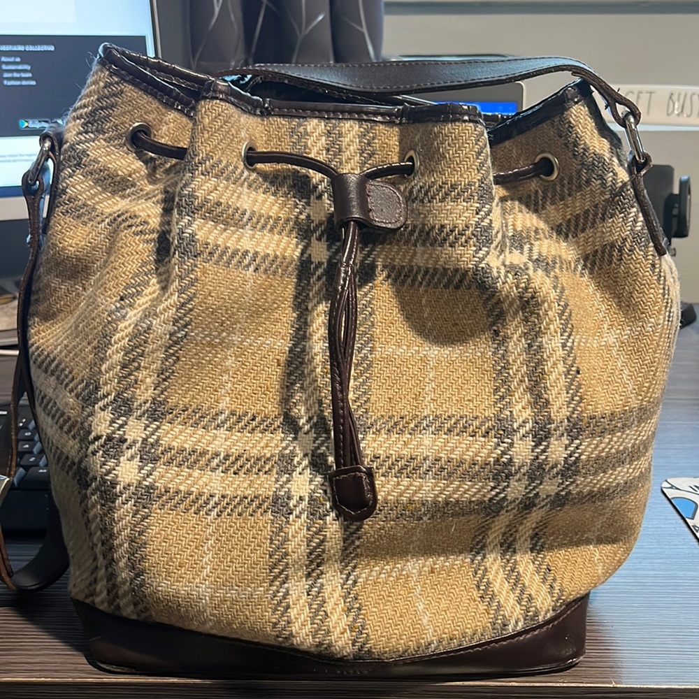 Used Burberry tweed bucket bag